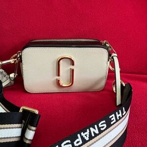 Marc Jacob’ss  Camera Bag in Cream with Gold Hardware